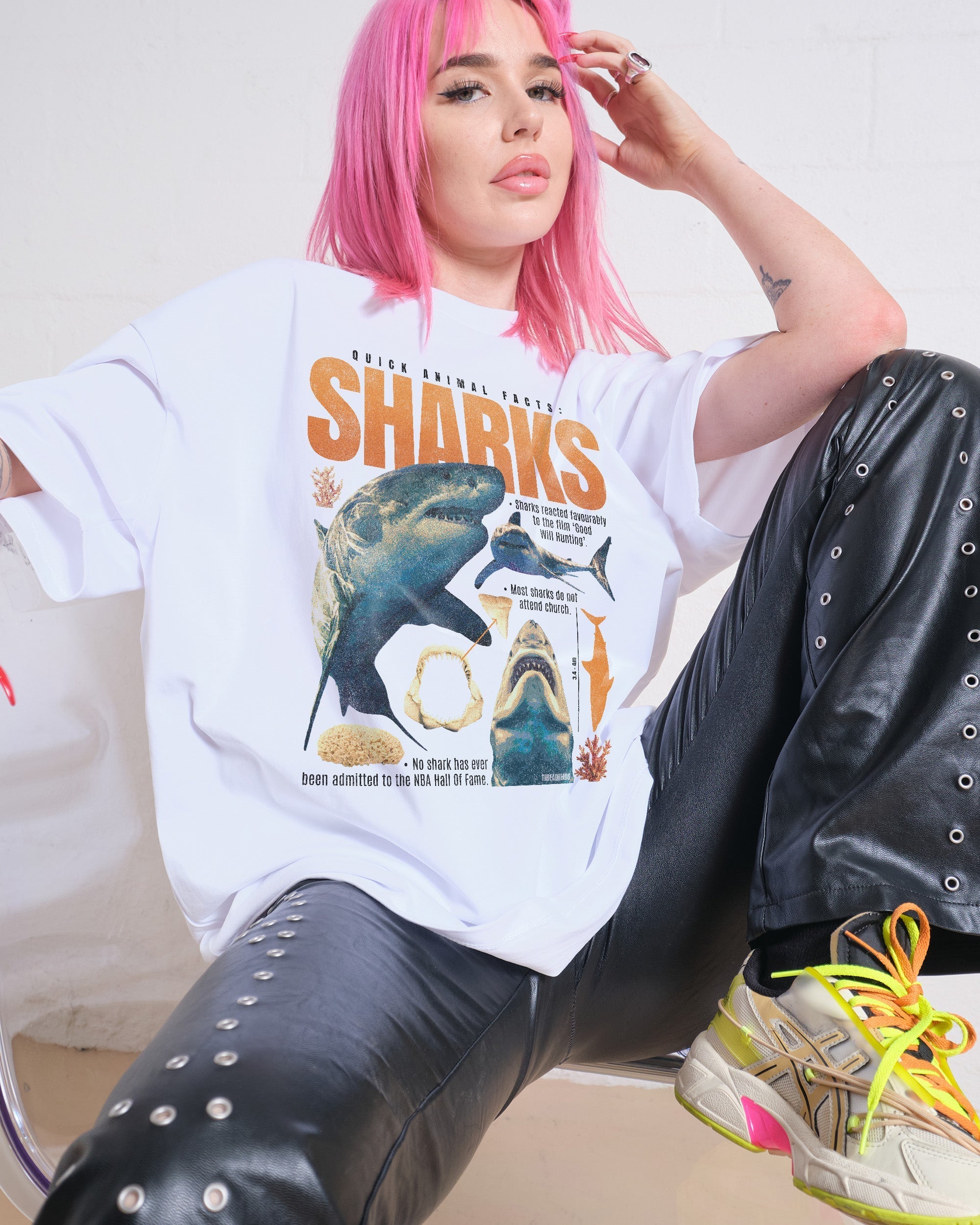 Quick Animal Facts - Sharks Oversized Tee